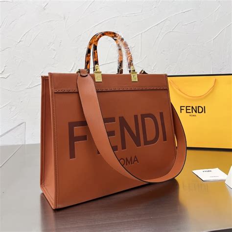 cartera fendi original precio